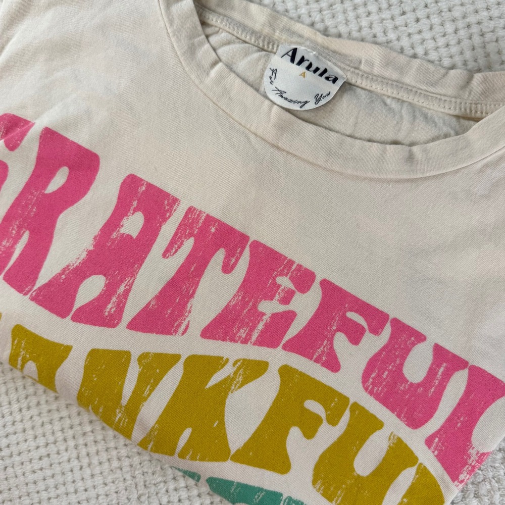Arula Grateful Thankful Graphic T-Shirt Cream Pink Yellow Size A 41464SNW